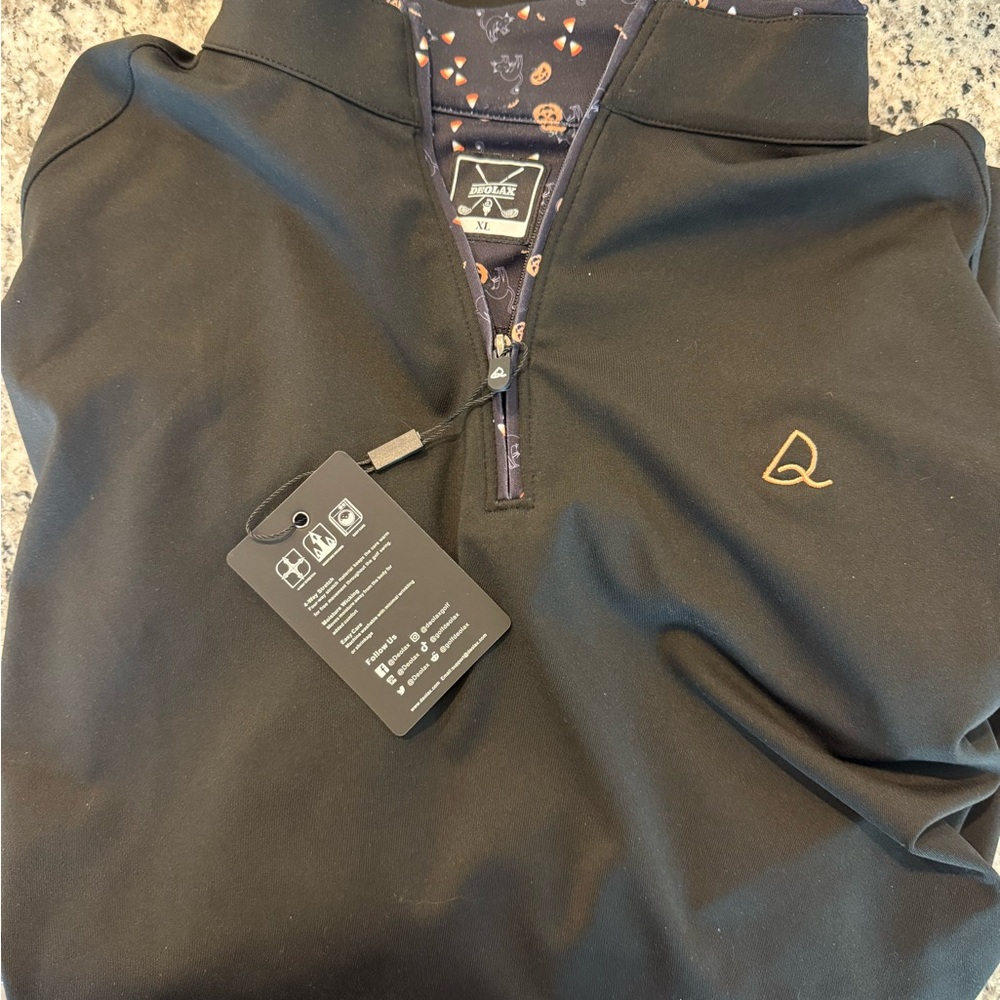 Q Zip-Up Black Sweater for Men